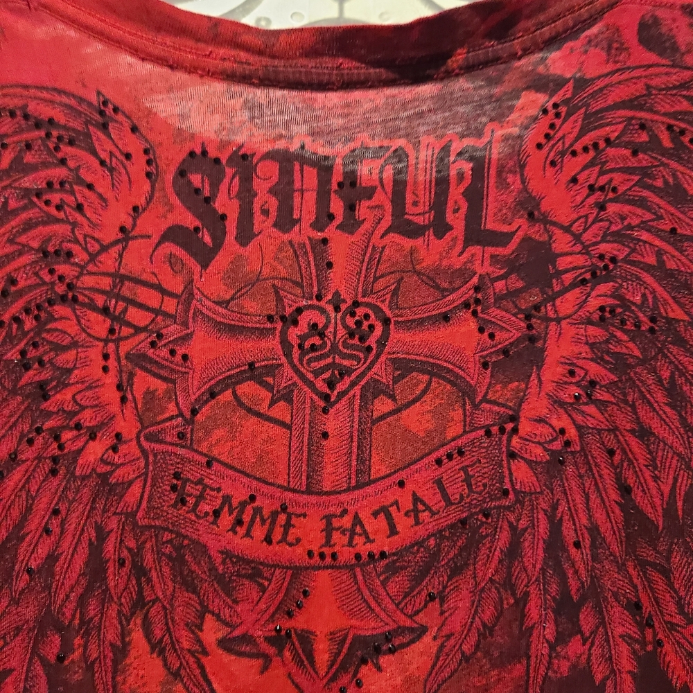 Sinful Crimson Winged Graphic Tee - Picture 3 of 4